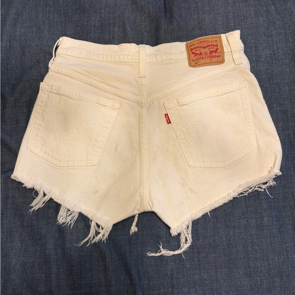 Levi’s 501 Shorts - Picture 2 of 8
